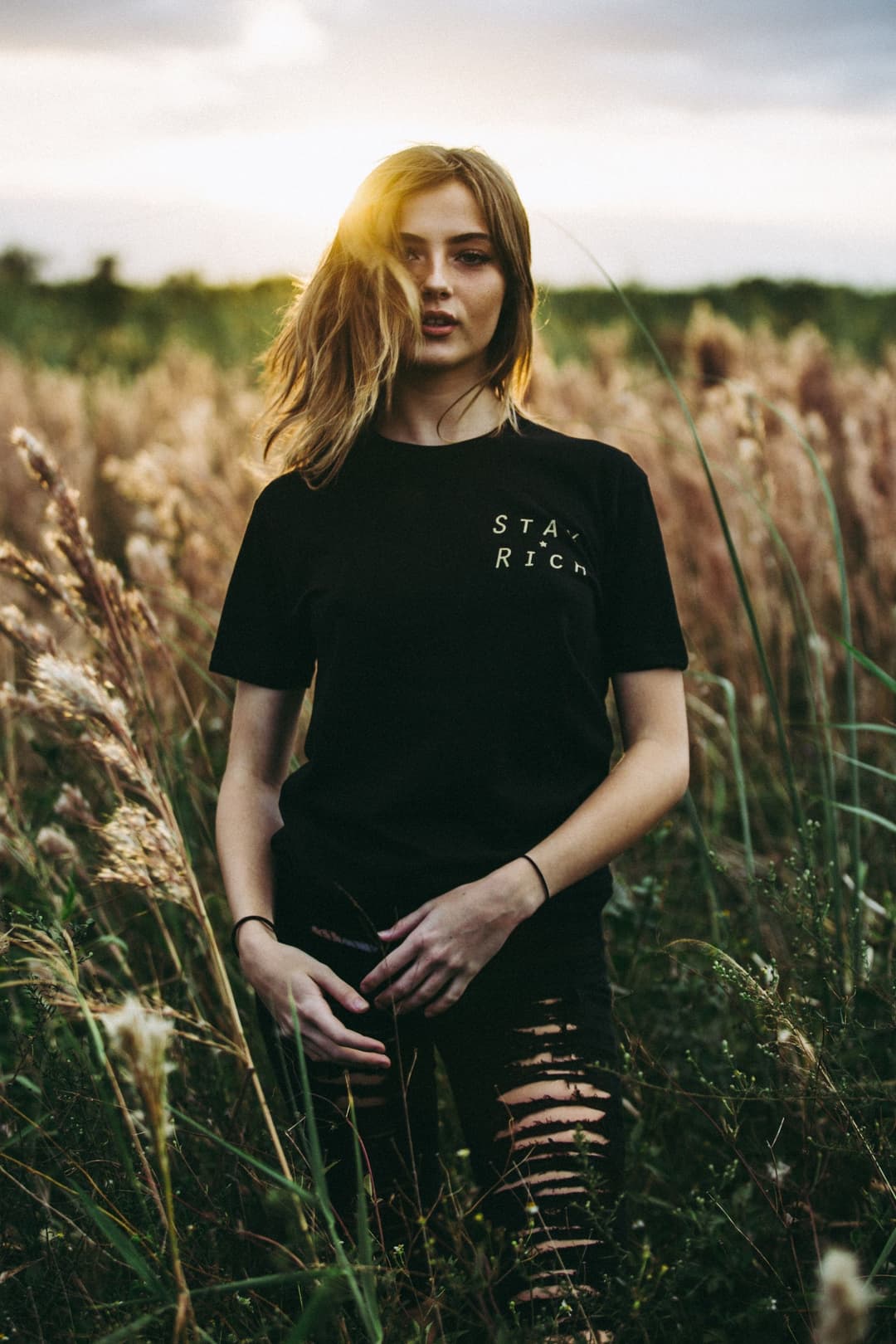 Picture of the Stay Rich Black T-shirt
